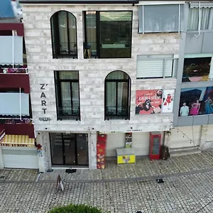 Z Art Hotel Krujë